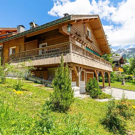 Christina - Charming And Cozy La Clusaz